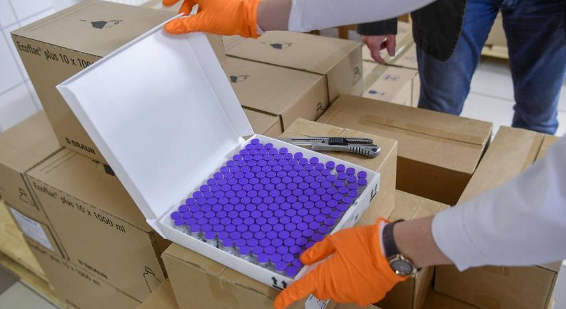 Kevesebb Covid-vakcina lesz az oltóorvosoknál