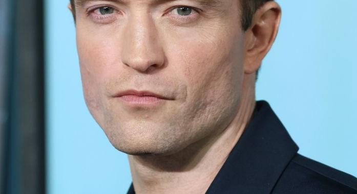ROBERT PATTINSON AZ 1664 MÁRKANAGYKÖVETE LETT