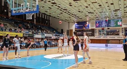 Fölényes győzelemmel indított hazai pályán az NKA Universitas Pécs női kosárcsapata