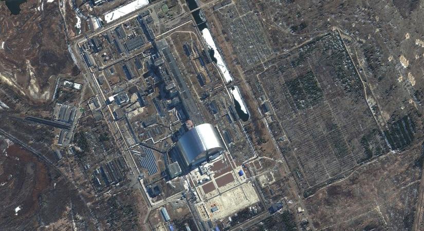 Zelenszkij: Oroszország növeli a nukleáris katasztrófa kockázatát a csernobili atomerőmű megtámadásával