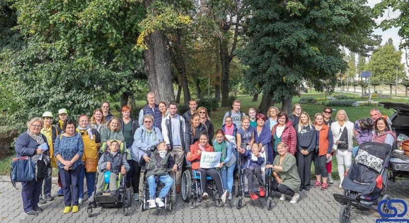 Csapatépítő programot tartottak Győrben halmozottan sérült gyerekeknek