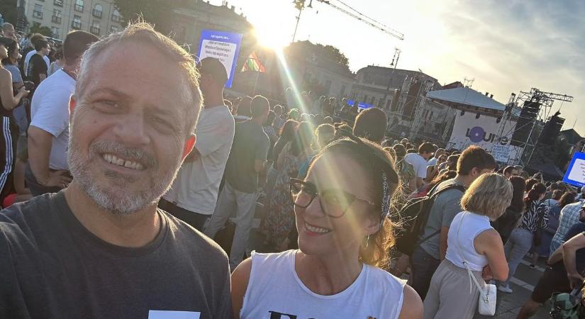 Lecsapott az ügyészség: bizonyítékokat foglaltak le az álhírbotrány főszereplőjénél, Juhász Péternél