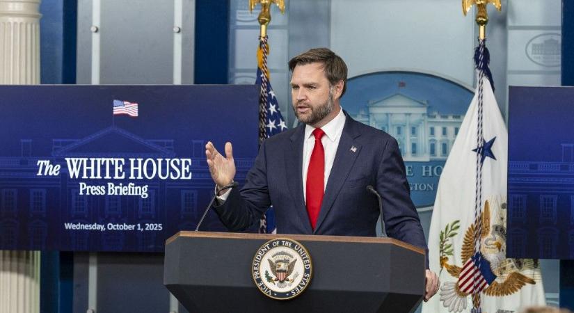 Az elhúzódó kormányzati leállás leépítéseket hozhat az amerikai szövetségi intézményekben