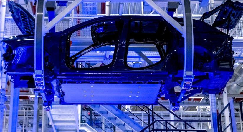 Akkumulátortűz a BMW debreceni gyárában