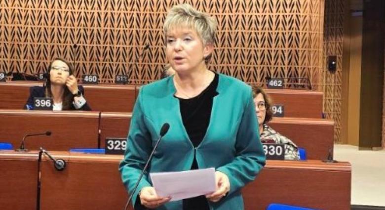 Kovács Elvira az Európa Tanács Parlamenti Közgyűlésén: Határozottan elutasítsunk mindenféle erőszakot!