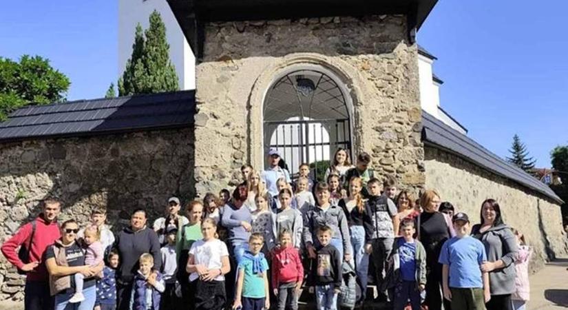 Honismereti kiránduláson a nagycsaládosok