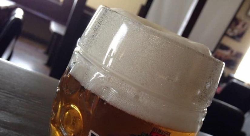 Új néven folytatja a győri söröző és étterem