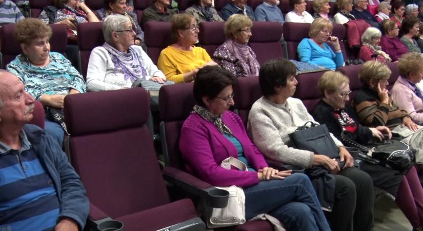Színes programok várják az időseket Kanizsán