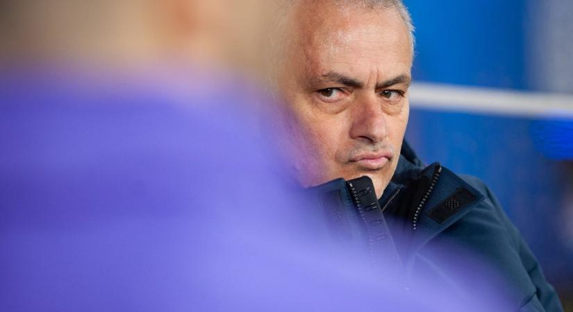 José Mourinho nagyon nagy dobásra készül