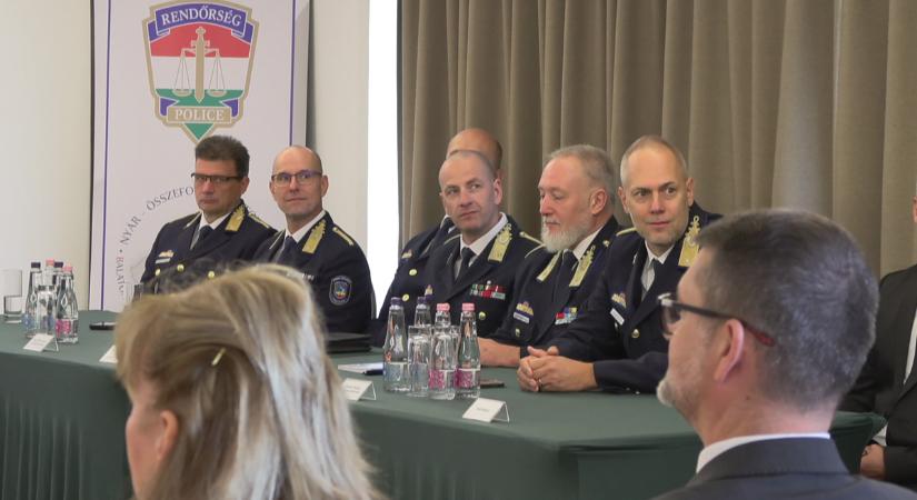 Sikeres turisztikai idényt értékeltek a rendőrök