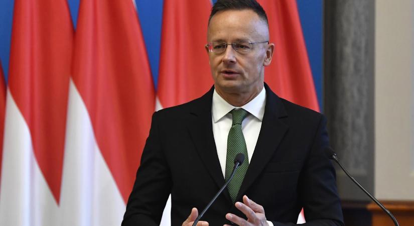 Gazdasági pajzs a veszélyes időkben: Szijjártó Péter hárompilléres stratégiája a stabilitásért – munka, beruházás, adócsökkentés