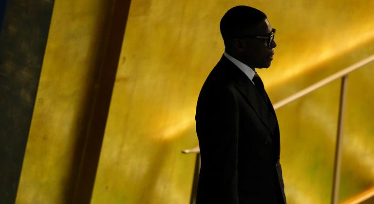 A francia állam eladja Egyenlítői-Guinea alelnökének aranyozott, közel 50 milliárdos palotáját