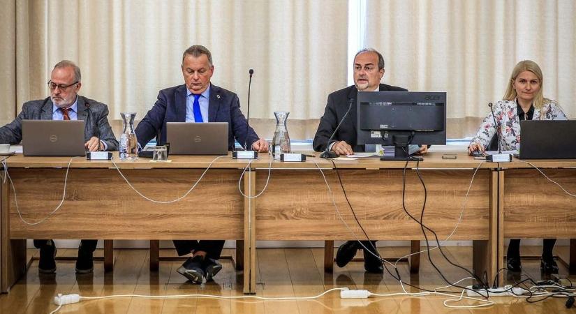 Szekszárd testvérvárosi kapcsolatot kötött Isztambul szívével – történelmi döntéseket hozott a közgyűlés (képgaléria)