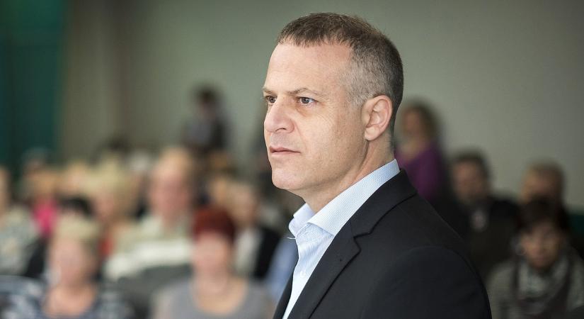 Megszólalt Juhász Péter a házkutatás után: forrása elmondta „Zsolti bácsi" teljes nevét