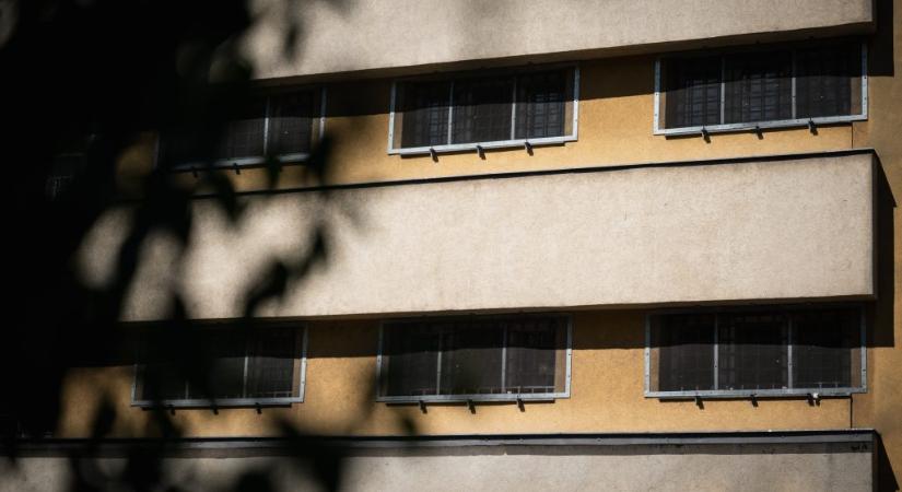 Egy pedofília miatt kizárt pap indíthatott „csendes szobát” a Szőlő utcai javítóintézetben
