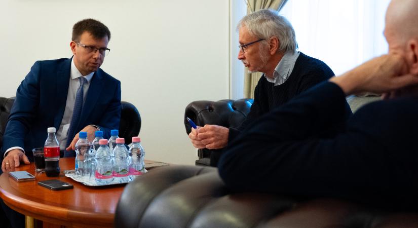 Nem tartom elfogadhatónak, hogy politikai szereplők antiszemita politikai toposzokkal operáljanak