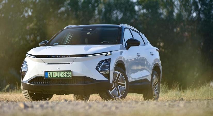 Kína már ennél is előrébb tart – Omoda 5 EV-teszt