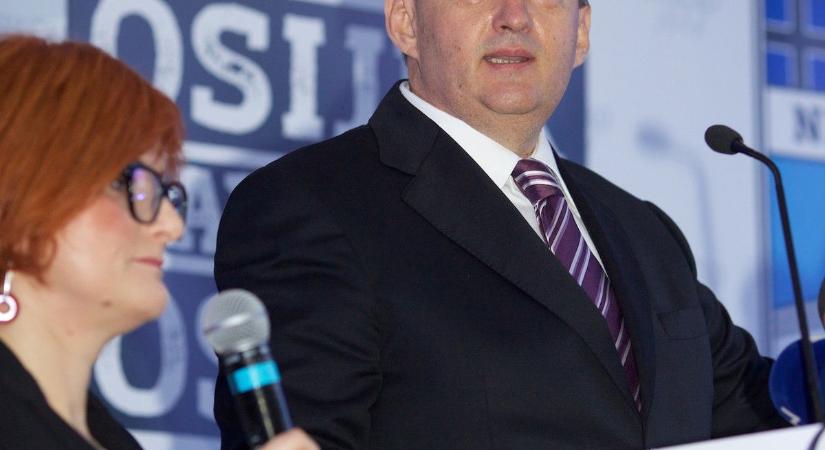 Szokatlan történet terjed Mészárós Lőrincről, Felcsúton különös eset történt
