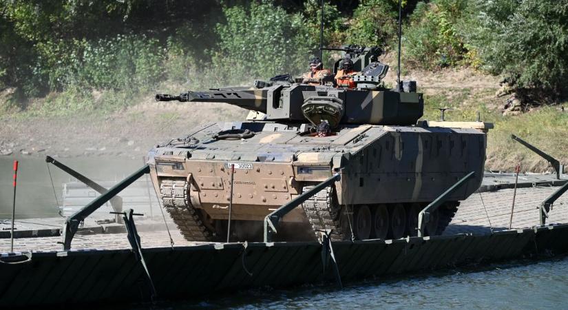 Látványos NATO-kompatibilis hadgyakorlatnak adott otthont a Tisza