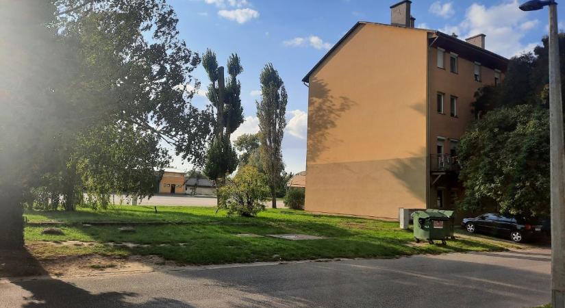 Marcali: „Itt bizony új önkormányzati tulajdonú társasház fog épülni!”