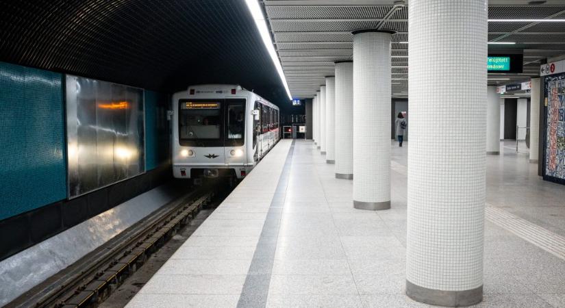 Leállt a hármas metró kora reggel