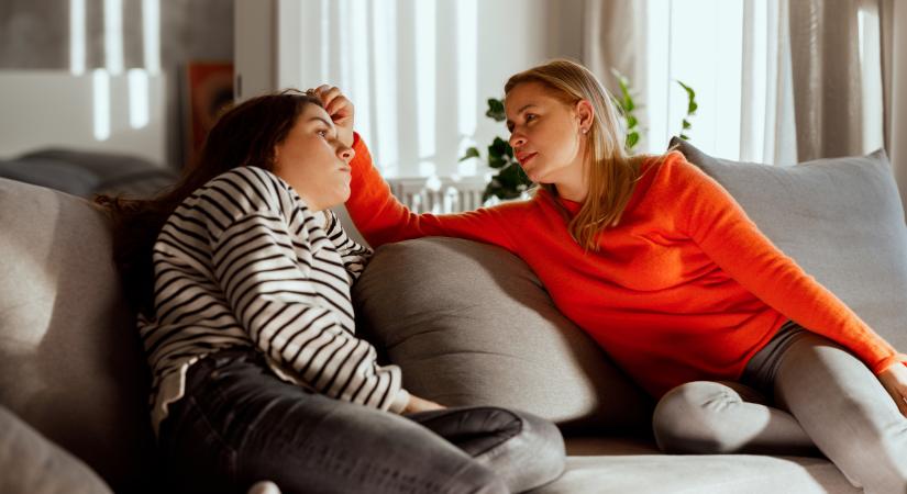 Tanteremben vagy irodában: a zaklatás nem mindig látszik, de mindig fáj
