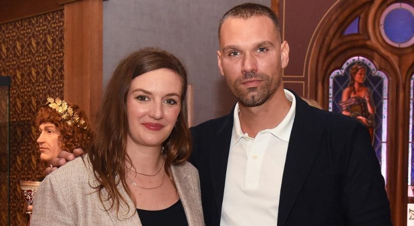 Megszületett Hosszú Katinka második gyereke