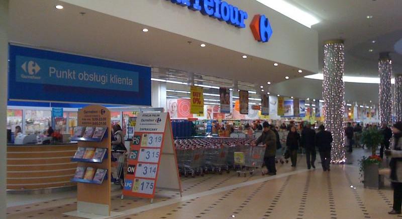 Kivonulhat Lengyelországból a Carrefour