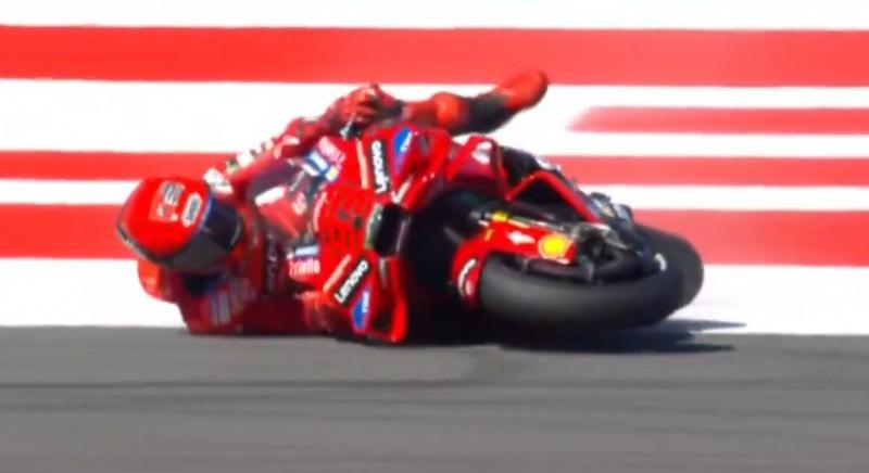 MotoGP: Bezzecchi az élen, Marquez dupla bukás után a Q1-ben