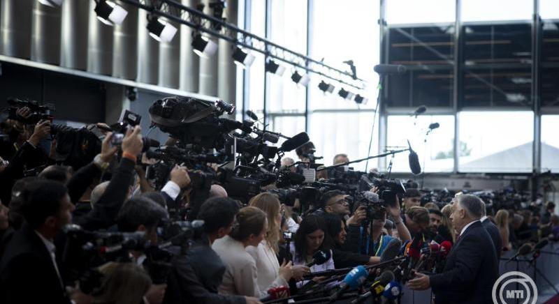Orbán Viktor: az európai terv szerint a háborút meg lehet nyerni a frontvonalon, a magyar álláspont szerint csak diplomáciai megoldás van