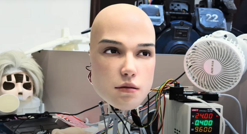 Félelmetesen élethű robotarcot hoztak létre egy kínai cég