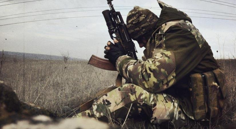 Kelet-Ukrajna: orvlövész végzett egy ukrán katonával