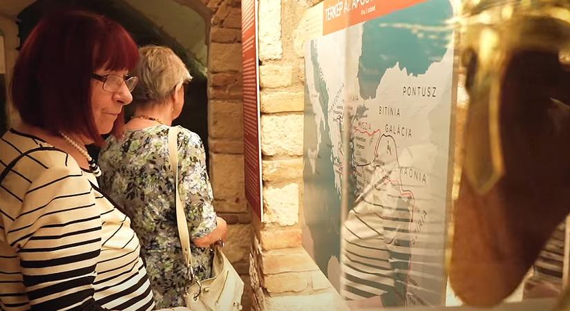 Ilyen a református Bibliamúzeum – nem csak könyvbemutató, igazi tudástár is (VIDEÓ)