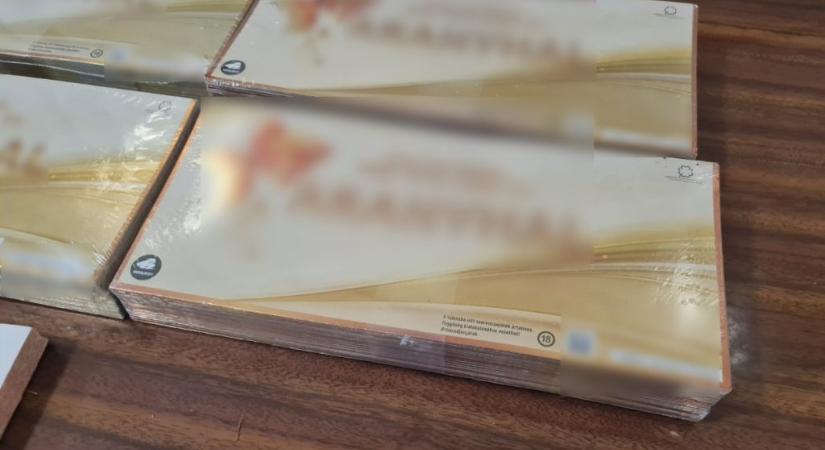 Aranyhal sorsjegyekre utazott, de nem volt szerencséje az ötmillió forintnyi szelvénnyel