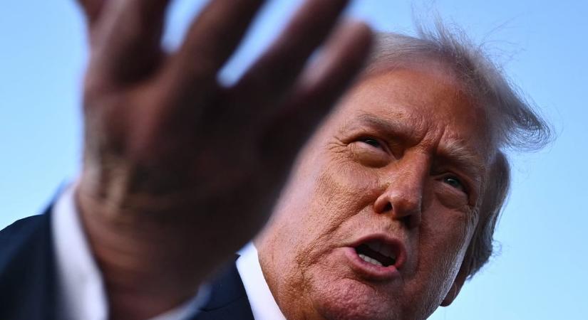 Trump nyomására repült több alkalmazás az App Store-ból