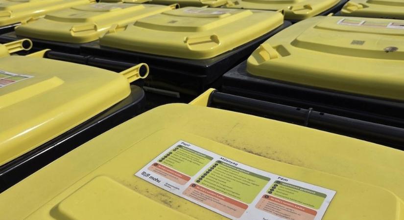 Sárga fedeles, otthoni szelektív gyűjtésre alkalmas kukákat oszt a GYHG