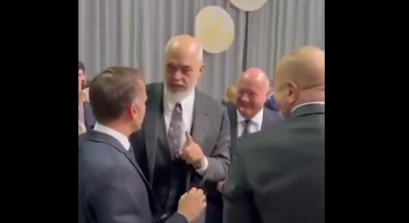 Kiszivárgott egy felvétel, ahol az európai vezetők alaposan kinevetik Trumpot