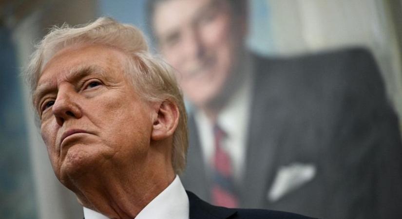 Trump bejelentette: háborút indít