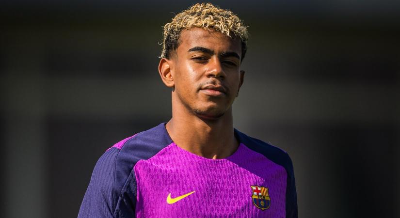 Nagy ívben tesz a Barcára, döntött a spanyol kapitány Lamine Yamalról