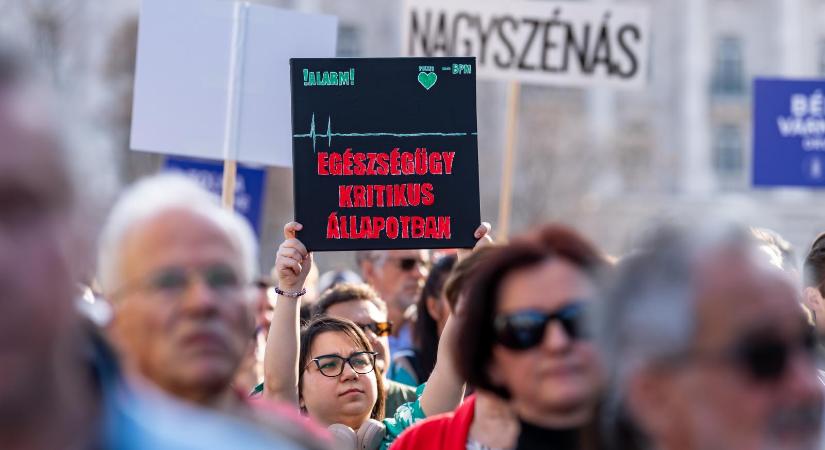 Az egészségügy helyzetéről és a tisztességtelenül szerzett vagyonok visszaszerzésének akadályairól kérdeznek egy telefonos közvélemény-kutatásban