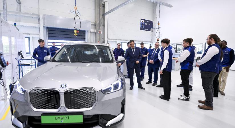 Tűz volt a debreceni BMW-gyárban