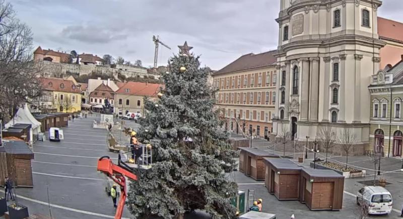 Eger már keresi az idei karácsonyfát
