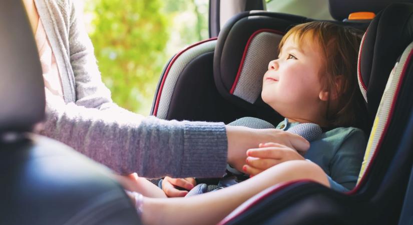 Sokkoló teszteredmény: két népszerű gyerekülés is megbukott, életveszélyes lehet