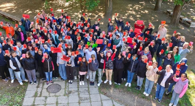 Az erőszakmentességre hívták fel a figyelmet a battyáni diákok