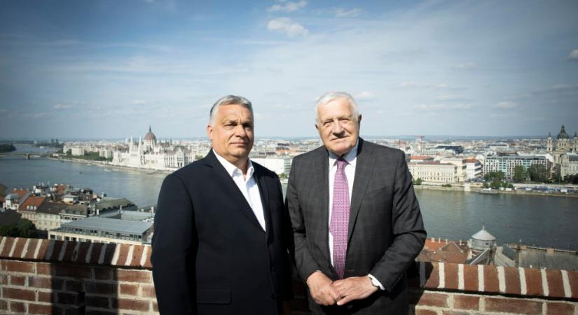 Orbán Viktor Václav Klaus-szal tárgyalt