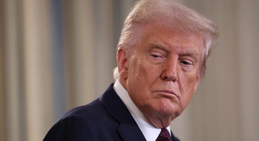 Trumpék utasítására tiltott le alkalmazásokat az Apple
