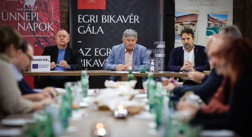 Tíz nap a bikavérrel: újra jön az Egri Bikavér Ünnepi Napok  fotók