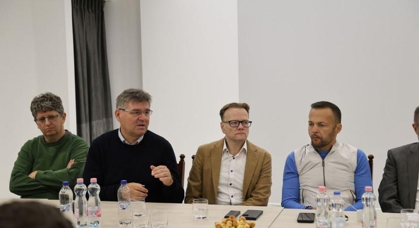 Fellélegezhet Mezőfalva? Vége lehet az elviselhetetlen szagnak!