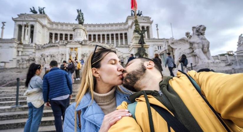 Nem hivatalos, de szerethető ünnep: ezt jelenti a National Boyfriend Day