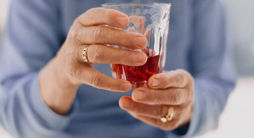 Ez az alkohol a legrosszabb magas vérnyomás esetén – kardiológusok figyelmeztetnek